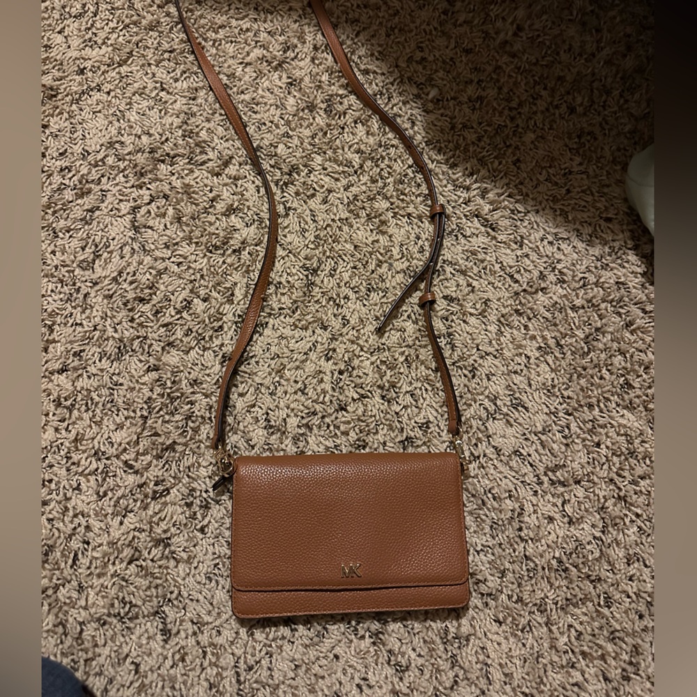 Michael Kors wallet crossbody